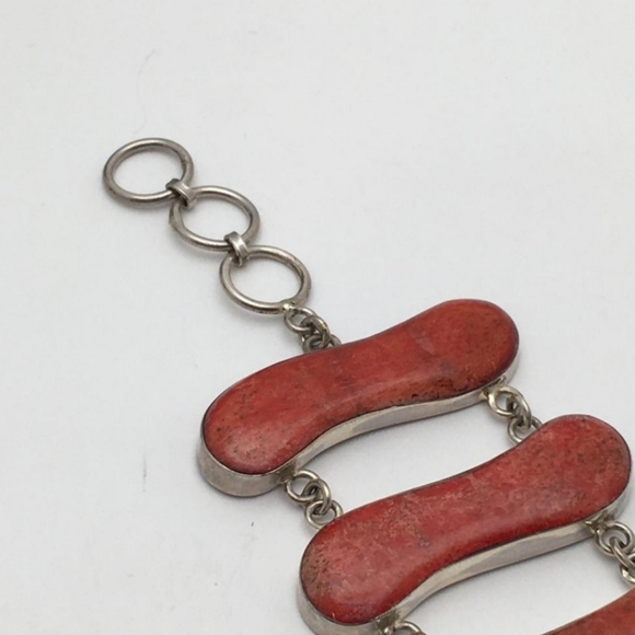 925 Sterling Silver & Coral Bracelet - Picture 2 of 4